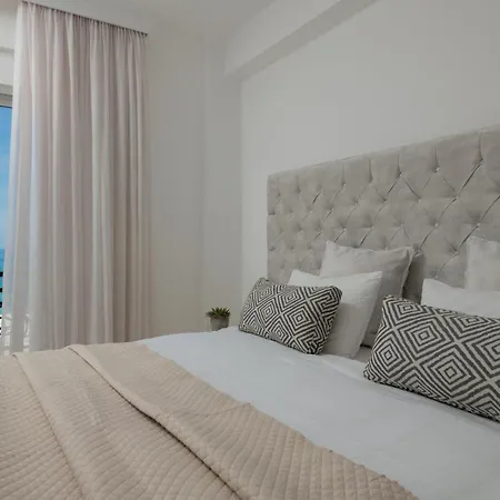 Bala - Seaside Luxury Villa! וילה *