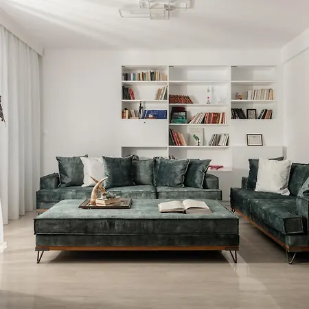 Bala - Seaside Luxury Villa! * Πλάνος