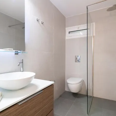 Bala - Seaside Luxury Villa! Πλάνος