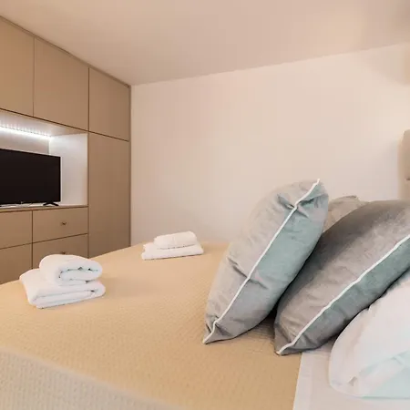 Bala - Seaside Luxury Villa! * Πλάνος