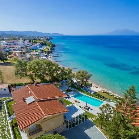 Bala - Seaside Luxury Villa!