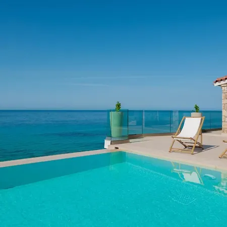 Villa Bala - Seaside Luxury Villa!