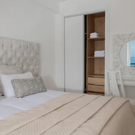 וילה Bala - Seaside Luxury Villa! Plános