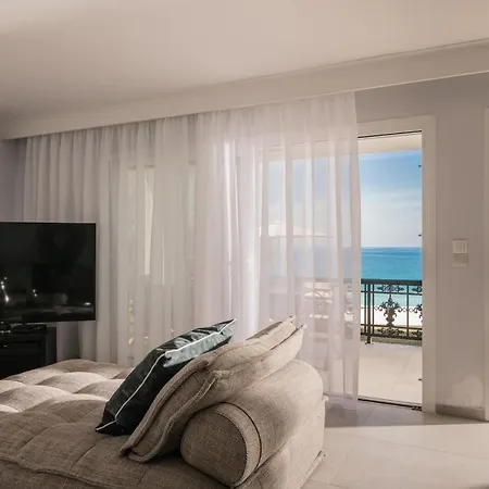 Bala - Seaside Luxury Villa! וילה