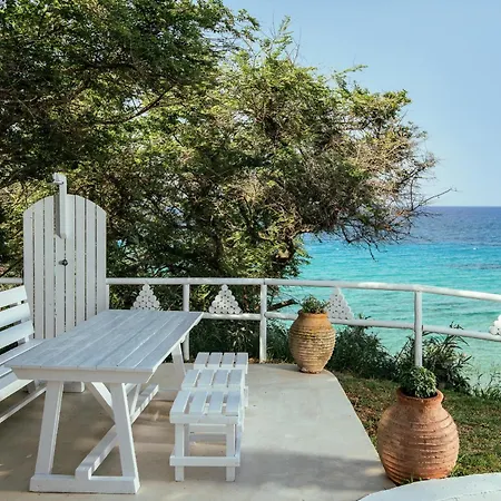 Bala - Seaside Luxury Villa! וילה Plános